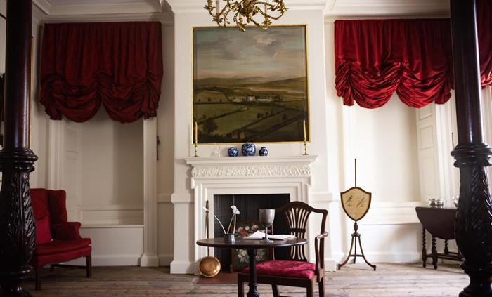 Taking into account every detail of the inventory created by Sir Thomas Stepney himself, this room showcases the beautiful décor of the time and the w